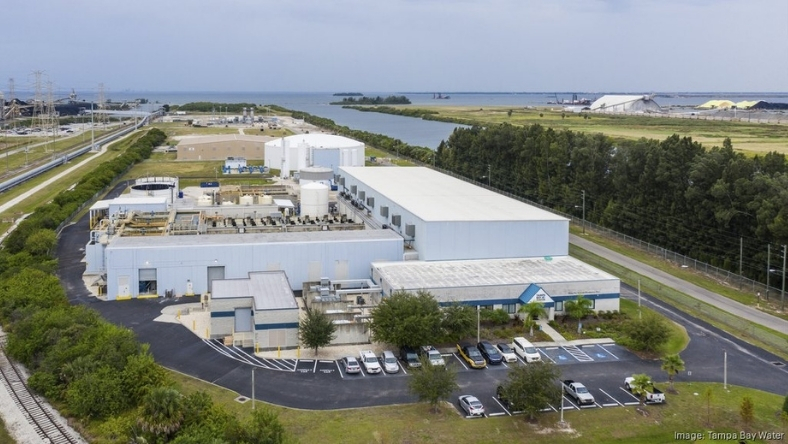 Seawater desalination plant deploying AI-based water quality monitoring